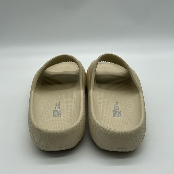 2362- 32 Degrees Cool Cushion Slide Sandals Cream Color Size M (W7.5–8.5) NWT - Picture 6 of 10